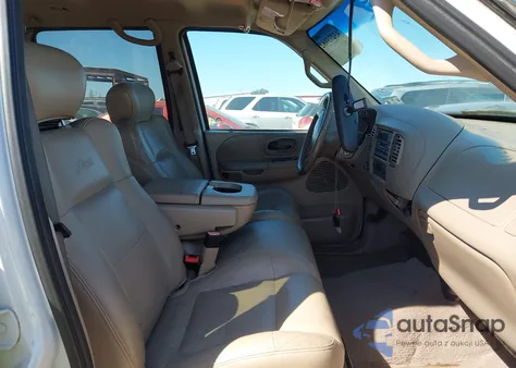 2002 Ford F-150 Lariat/Xlt из США, поврежденный, VIN 1FTRW08L22KB60098